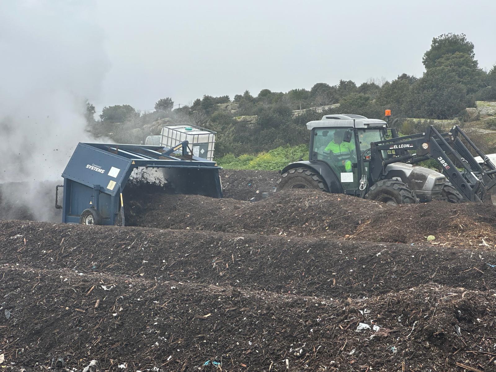 Avanza el aprovechamiento de la fracción verde en la planta de compostaje de Cabanillas de la Sierra