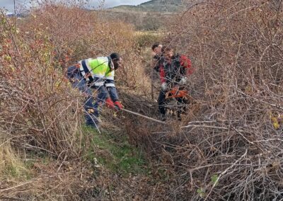 Hacenderas en Torrecaballeros para el mantenimiento y recuperación de caceras